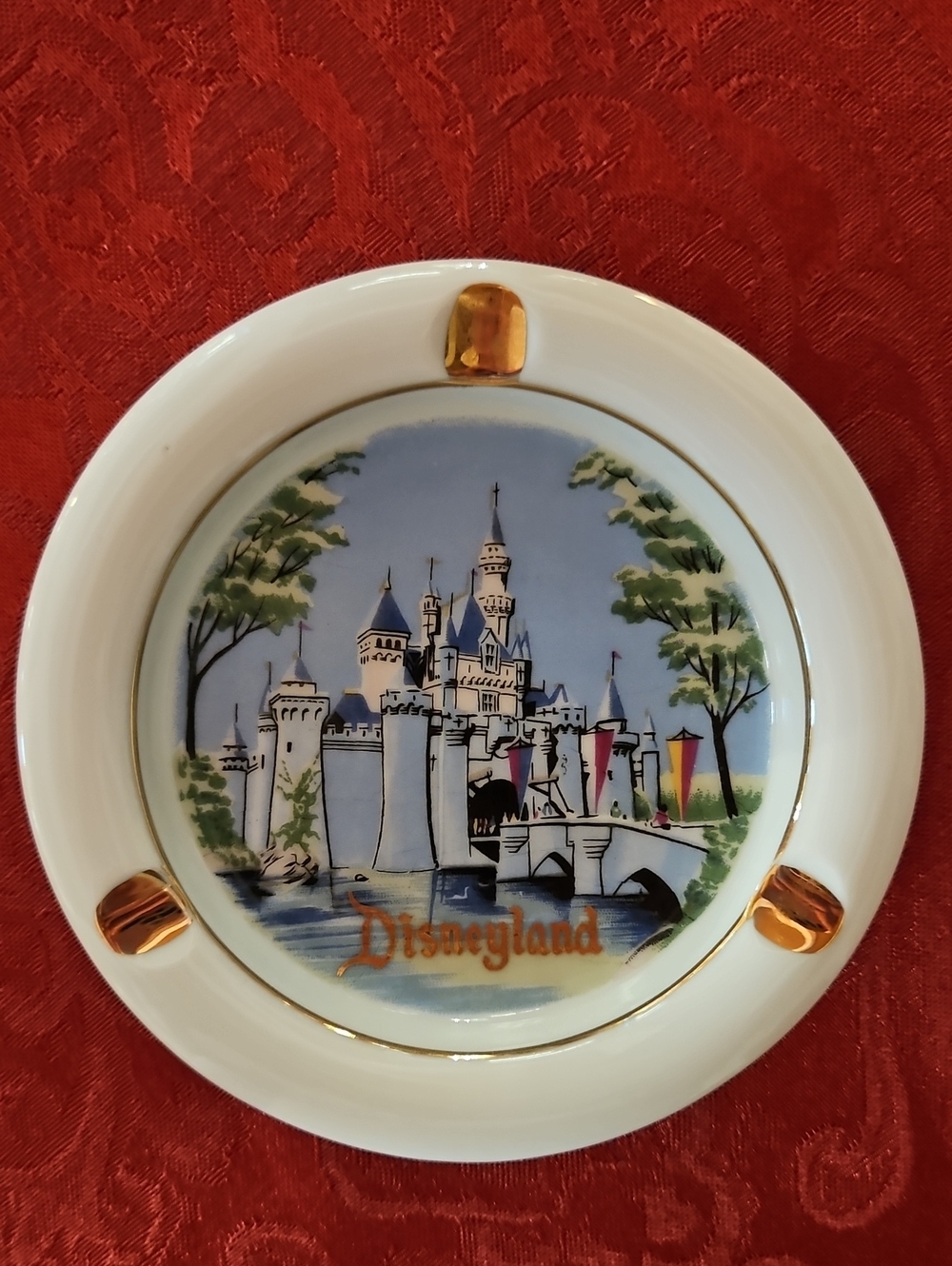 Vtg Disneyland Sleeping Beauty Castle Ceramic Ashtray/Trinket Dish Gold Trim